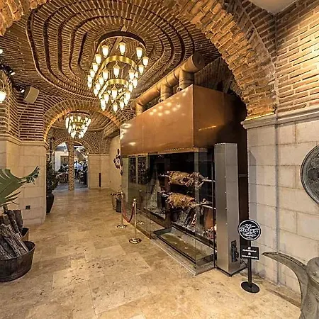 Hotel Brako 3*