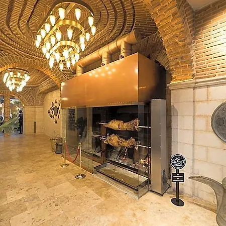 Brako Hotel 3*